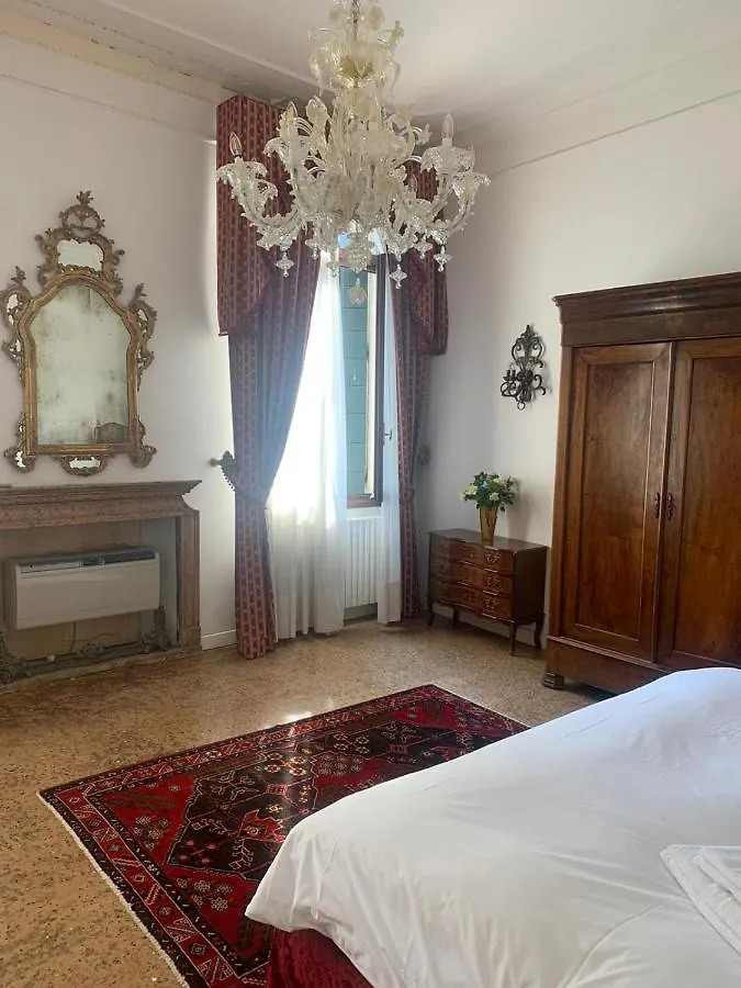 Venezia San Polo Corner Porzione Piano Nobile Apartment Italy